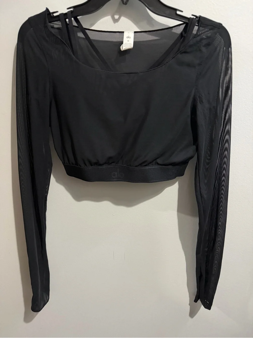 ALO Yoga Airlift Ballet Dream Long Sleeve Bra Top Black Women’s Size M